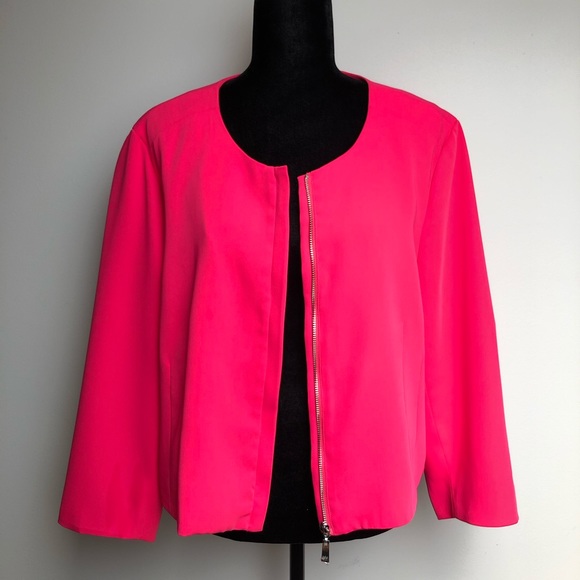 Chaus Jackets & Blazers - Chaus Spring Romance Zip Blazer